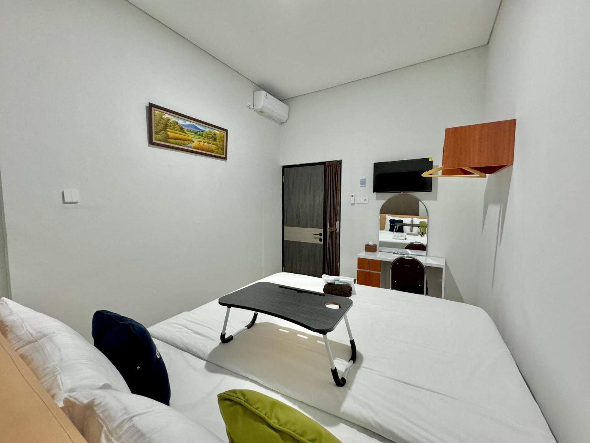 Urbanview Syariah Near Stadion Manahan 3* Surakarta (Solo)